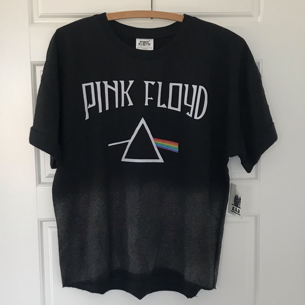Pink Floyd // NWOT Women’s Graphic Glittery Top